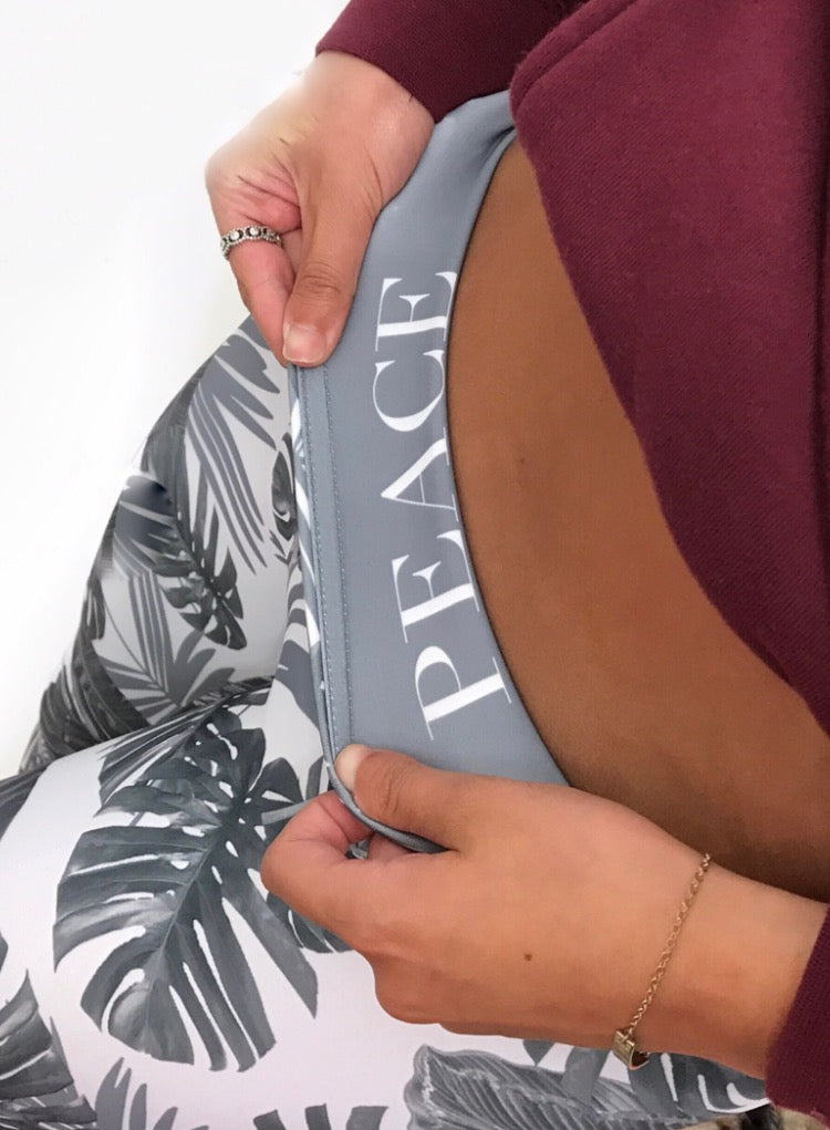 Peace Palm Legging