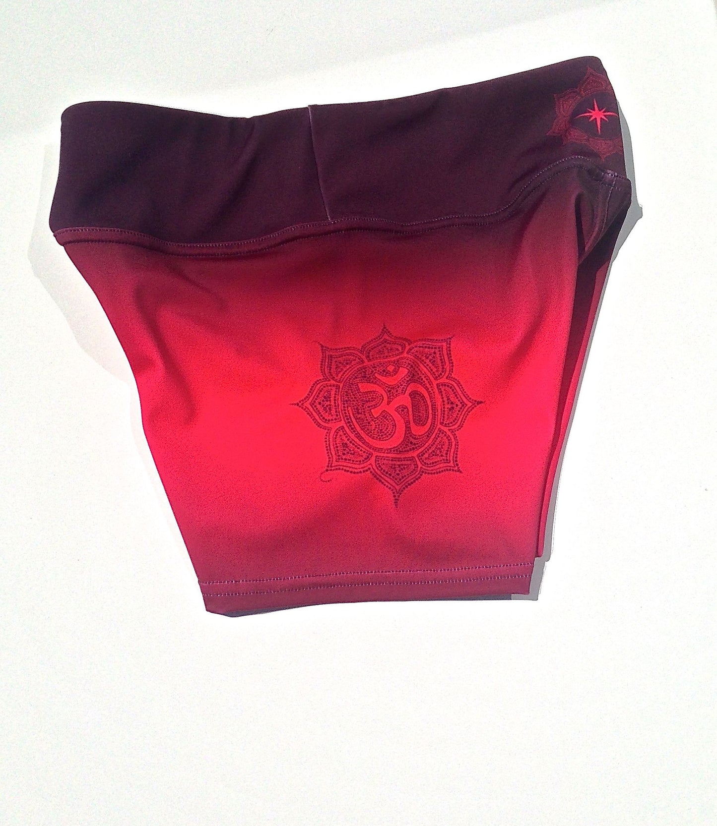 Ombre Om 3" Short