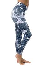 Load image into Gallery viewer, Peace Palm Legging
